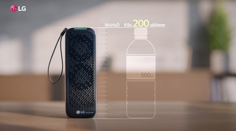 máy lọc không khí LG Puricare Mini dễ dàng mang theo do kích thước chỉ tương đương với chai nước 500ml